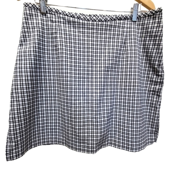 16W Stretchy Checkered Mini Skort with Side Zipper and Slits - Picture 1 of 7